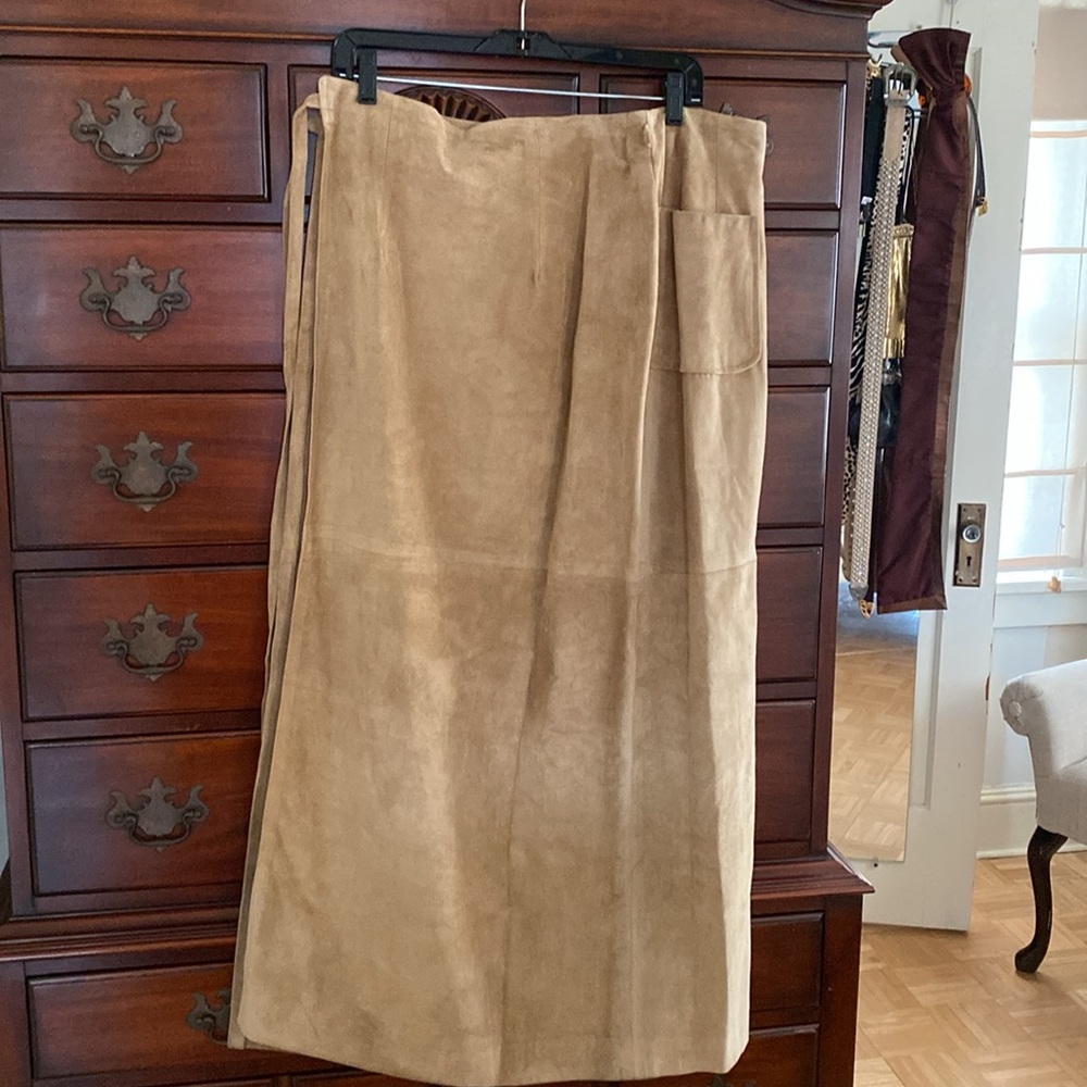 NWT Anne Klein, maxi leather wrap skirt size 6